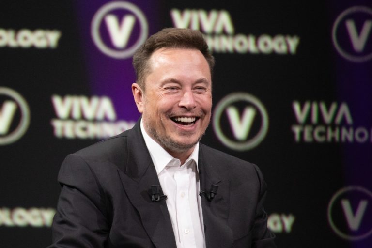 Elon Musk Offers $1 Billion to Wikipedia to Change Its Name to ‘Dickipedia’ Elon Musk Offers $1 Billion to Wikipedia to Change Its Name to ‘Dickipedia’