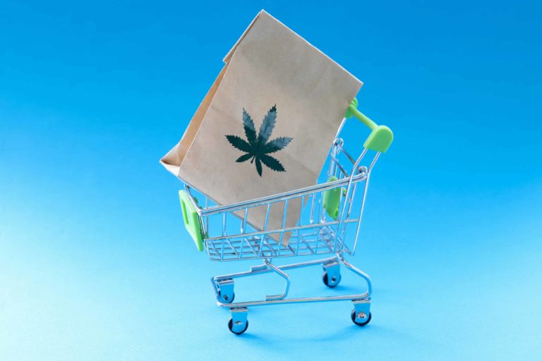 Arizona Weed Sales Exceed $1 Billion in 2023 Arizona Weed Sales Exceed $1 Billion in 2023