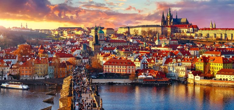 Czech Republic’s Adult-Use Cannabis Plan Features Social Clubs, Home Growing