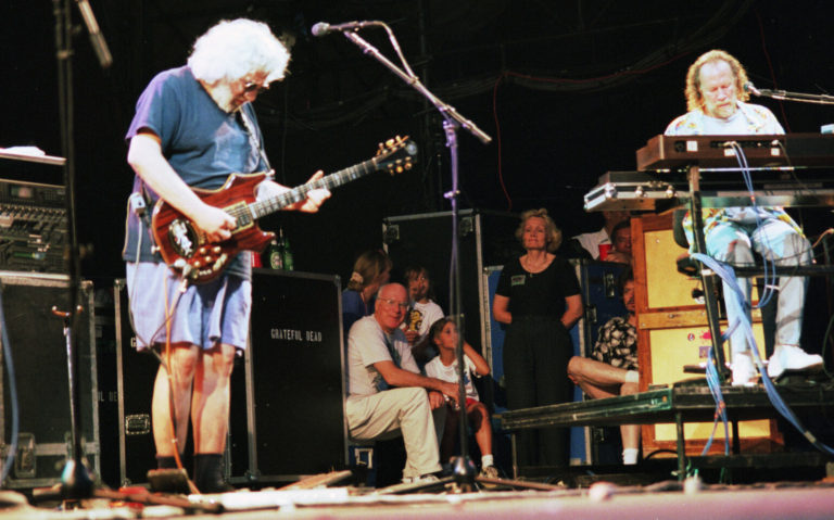Grateful Dead Break Billboard Record Almost 30 Years After Disbanding