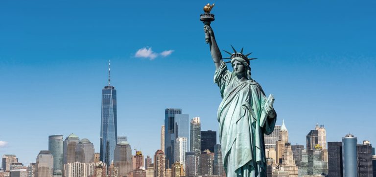 New York Gov. Blasts Cannabis Industry Roll-Out as New Lawsuits Seek to Delay Licensing